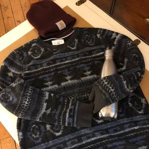 Gorgeous fall-color sweater by Sol Angeles